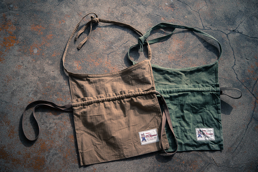 40s Red Cross Apron Bag / Olive